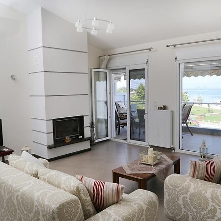 Konstantinos Luxury Apartment Keramotí Esterno foto