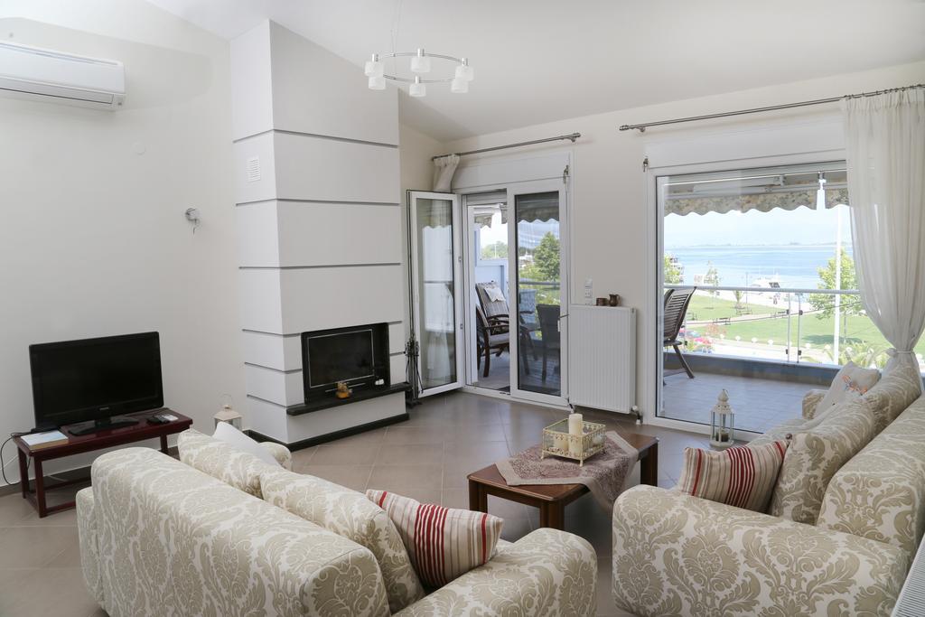 Konstantinos Luxury Apartment Keramotí Esterno foto